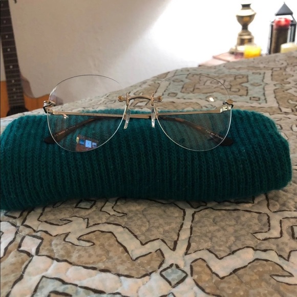 Sold on ♏️ - Picture 2 of 4